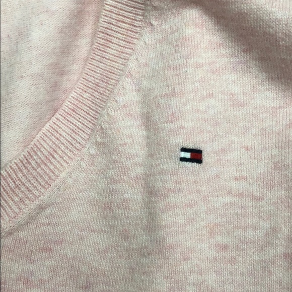 Tommy Hilfiger sweater - Picture 2 of 3